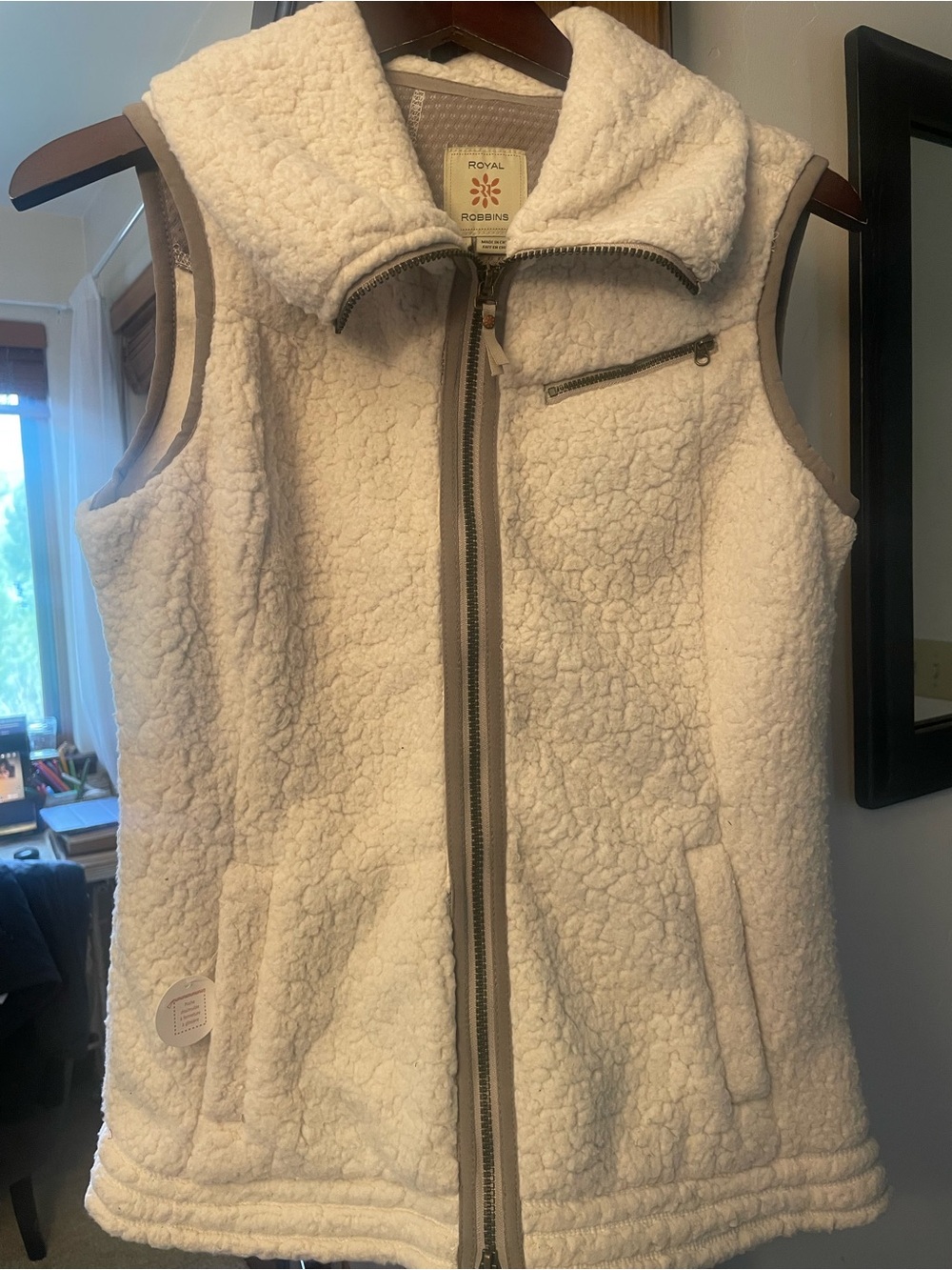 Royal Robbins Women’s Cream Sherpa Fleece Vest